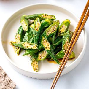 Okra with Ginger Soy Sauce